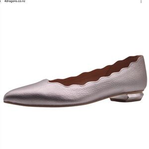 French Sole Tequila Silver Pebble Flats Metallic Scalloped Size 9 Made In Spain